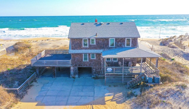 Windjammer - Classic Kitty Hawk 6BR Oceanfront in Kitty Hawk