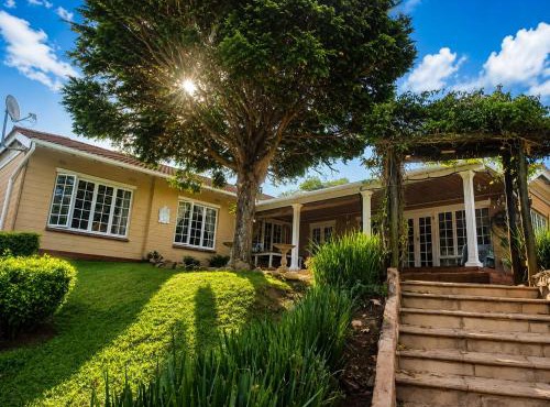 Yanaska Wellness & Retreat Center in Waterfall