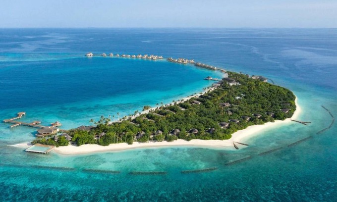 Vagaru Resort | 285 m² Resort ∙ 20 guests