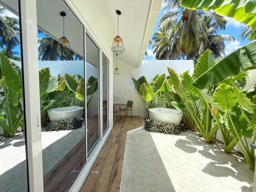 Thoddoo House | Tropicana Villas Maldives
