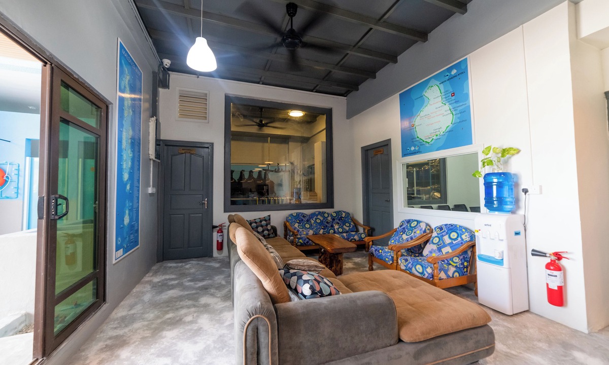 Thinadhoo Hotel | UMET Stay, Fishing and Diving Hotel