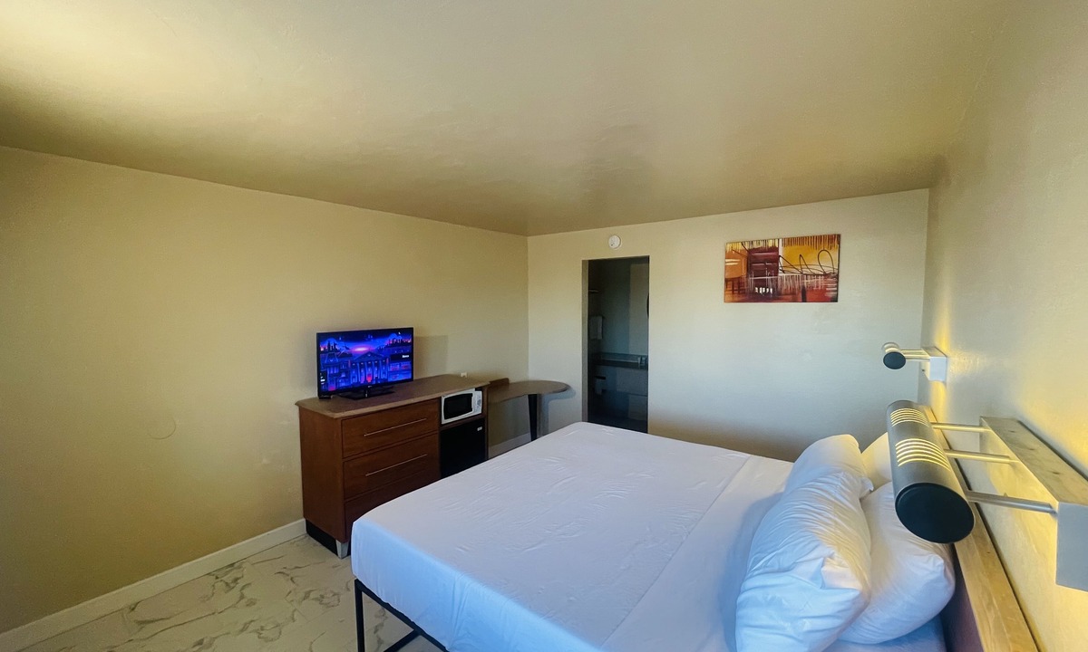 Eloy Hotel | Happy Smart Inn I-10 Eloy and Casa Grande