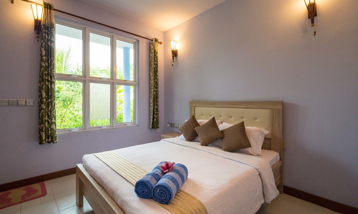 Dhangethi Hotel | South Ari Dive Center