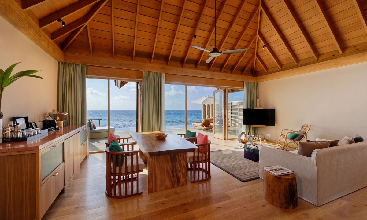 Raa Atoll Resort | Emerald Faarufushi Resort & Spa