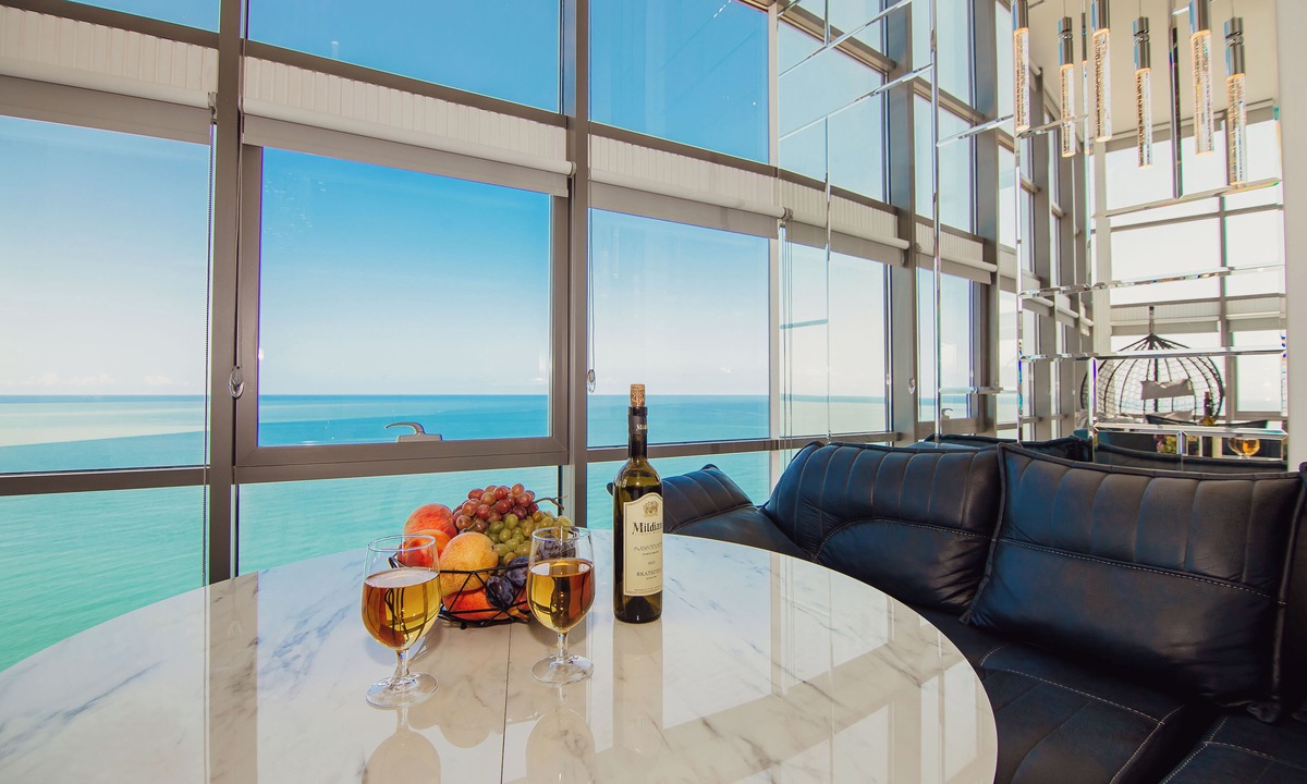 New Boulevard Apartment | Panorama Mountain and Sea view