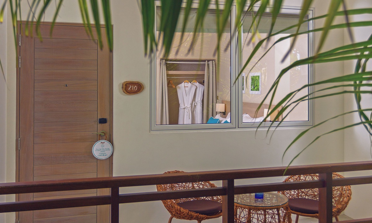 Kuda Bandos Hotel | Malahini Kuda Bandos Resort