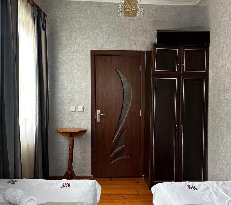 Lentekhi Bed & Breakfast | Lentexi Inn
