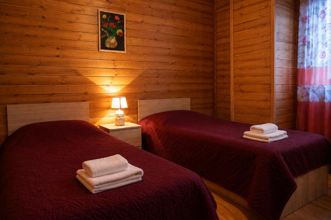 Bagvdanari Cabin | Cottage Woodside