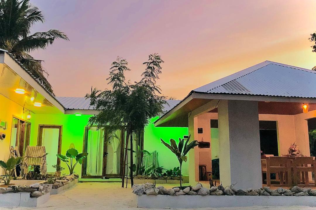 Milandhoo House | Coral stone