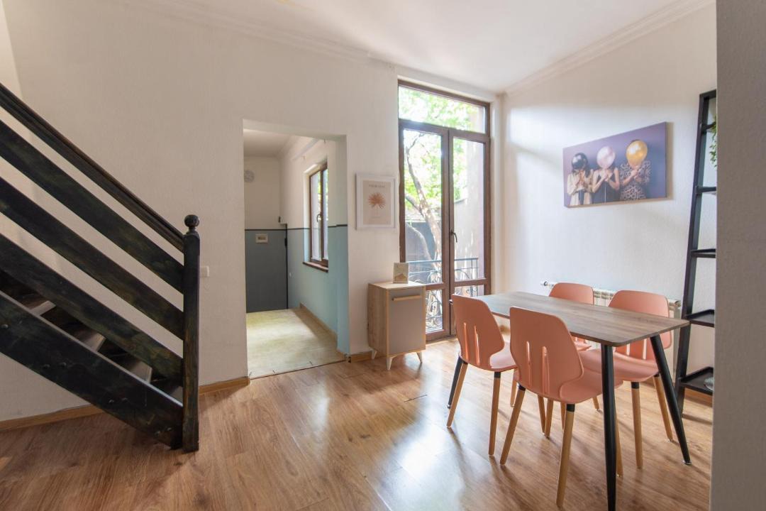Avlabari Apartment | Veranda House on Samreklo 25