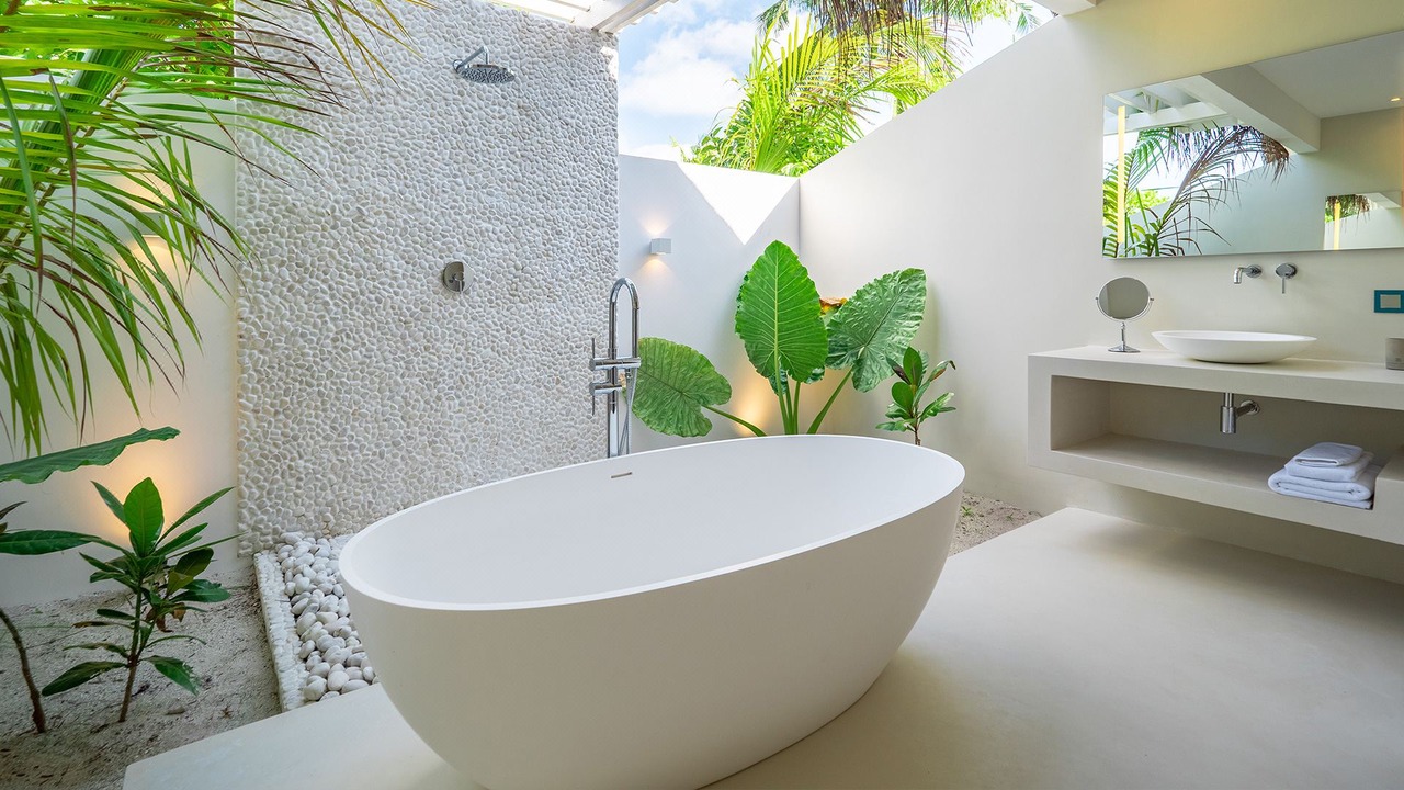 Photo of Bathroom in Maagau Island