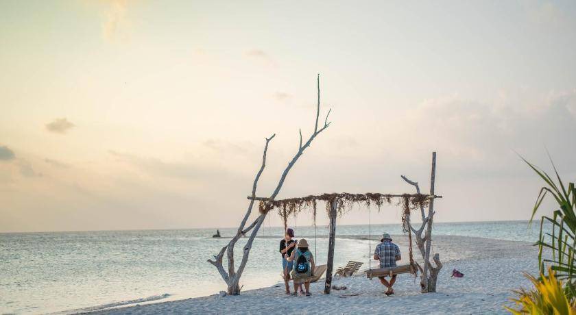 Photo of Others in Omadhoo