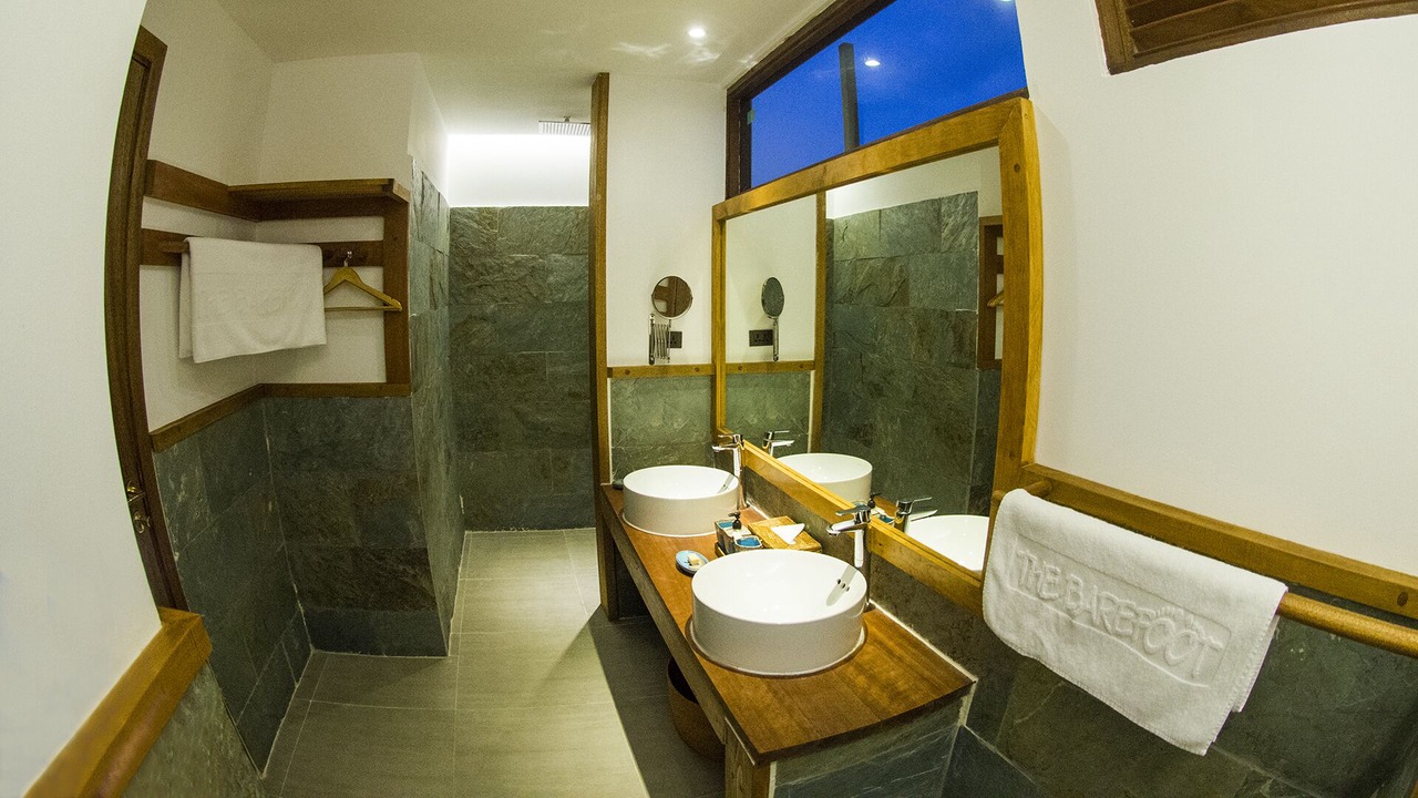 Photo of Bathroom in Hanimaadhoo