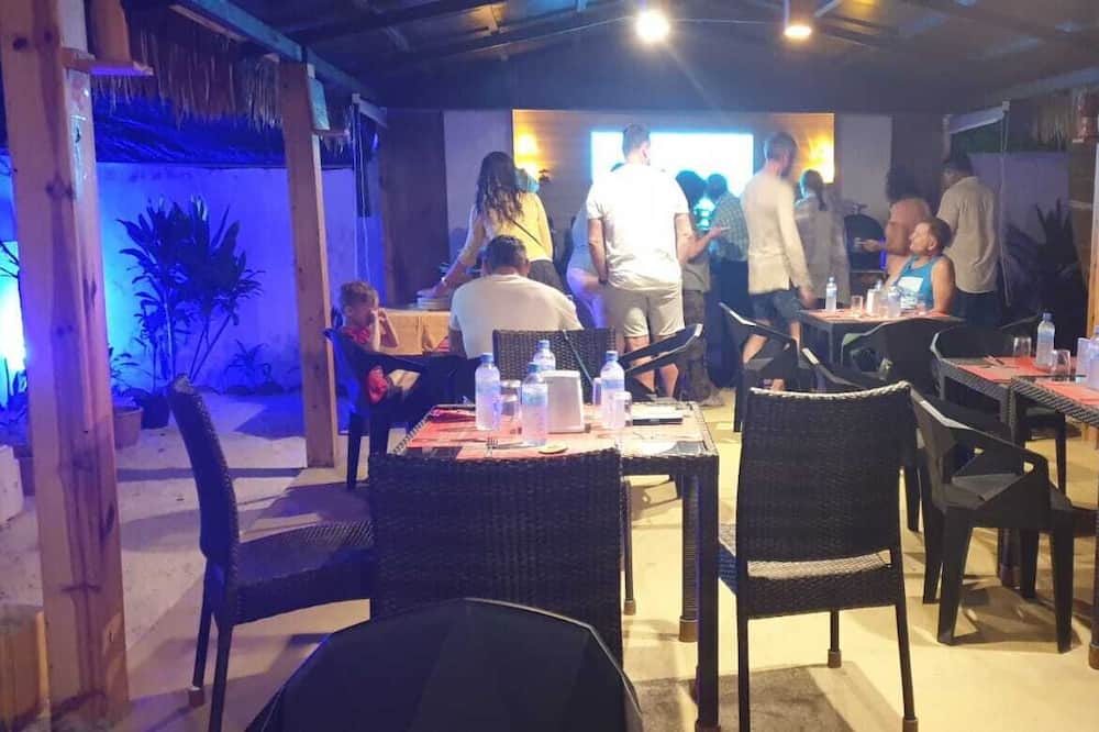 Photo of Others in Himandhoo