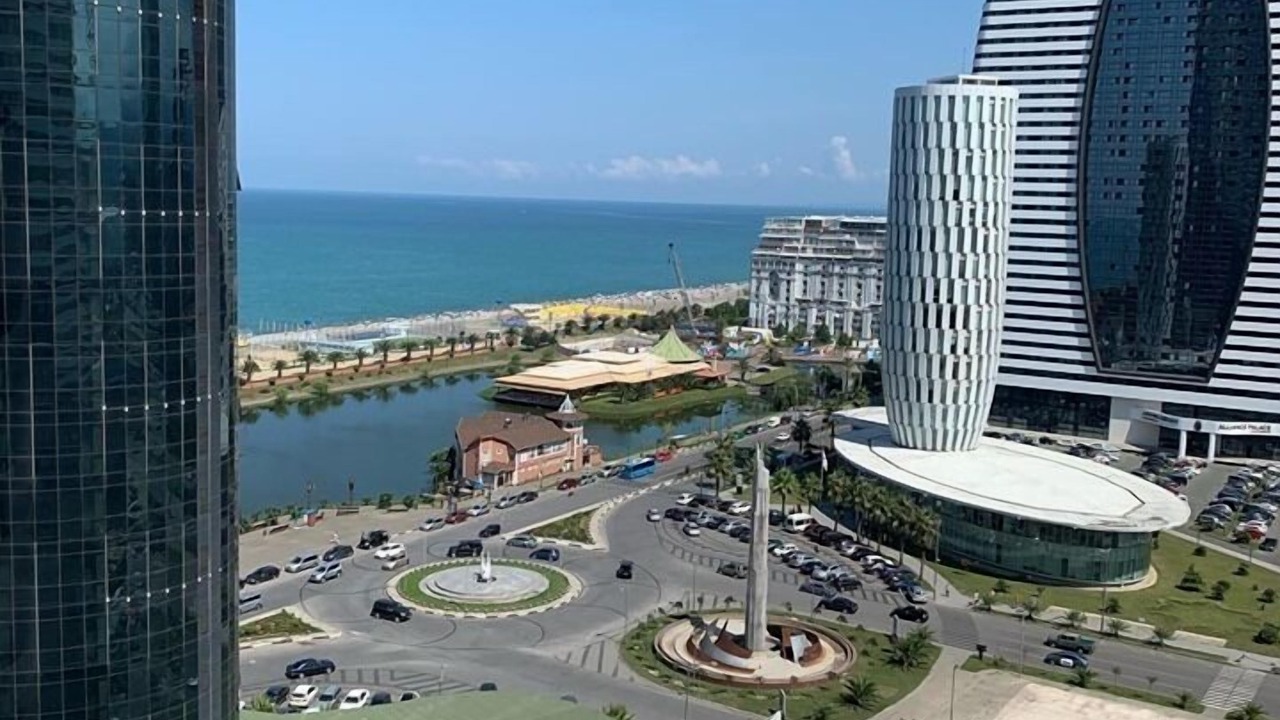 Photo of Others in New Boulevard