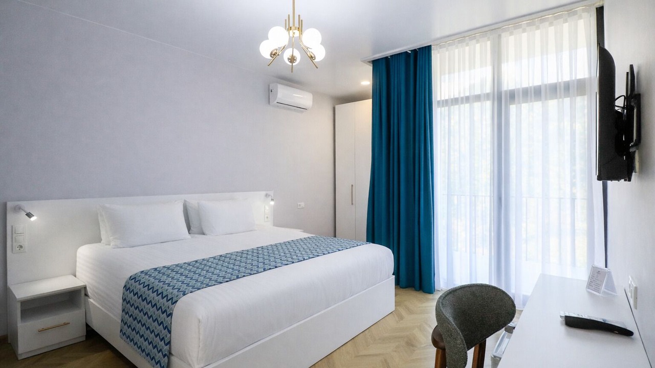 Photo of Bedroom in Likani