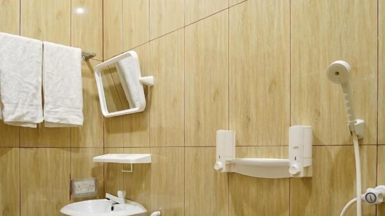 Photo of Bathroom in Ukulhas