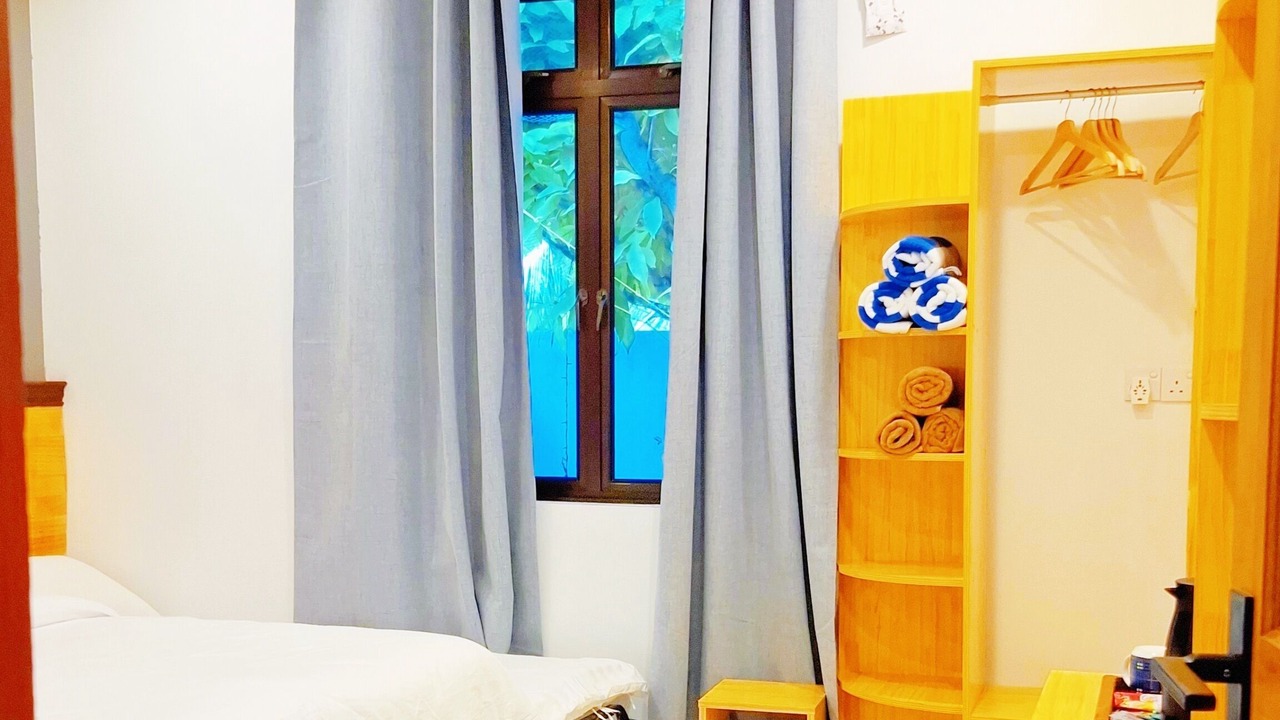 Photo of Bedroom in Omadhoo