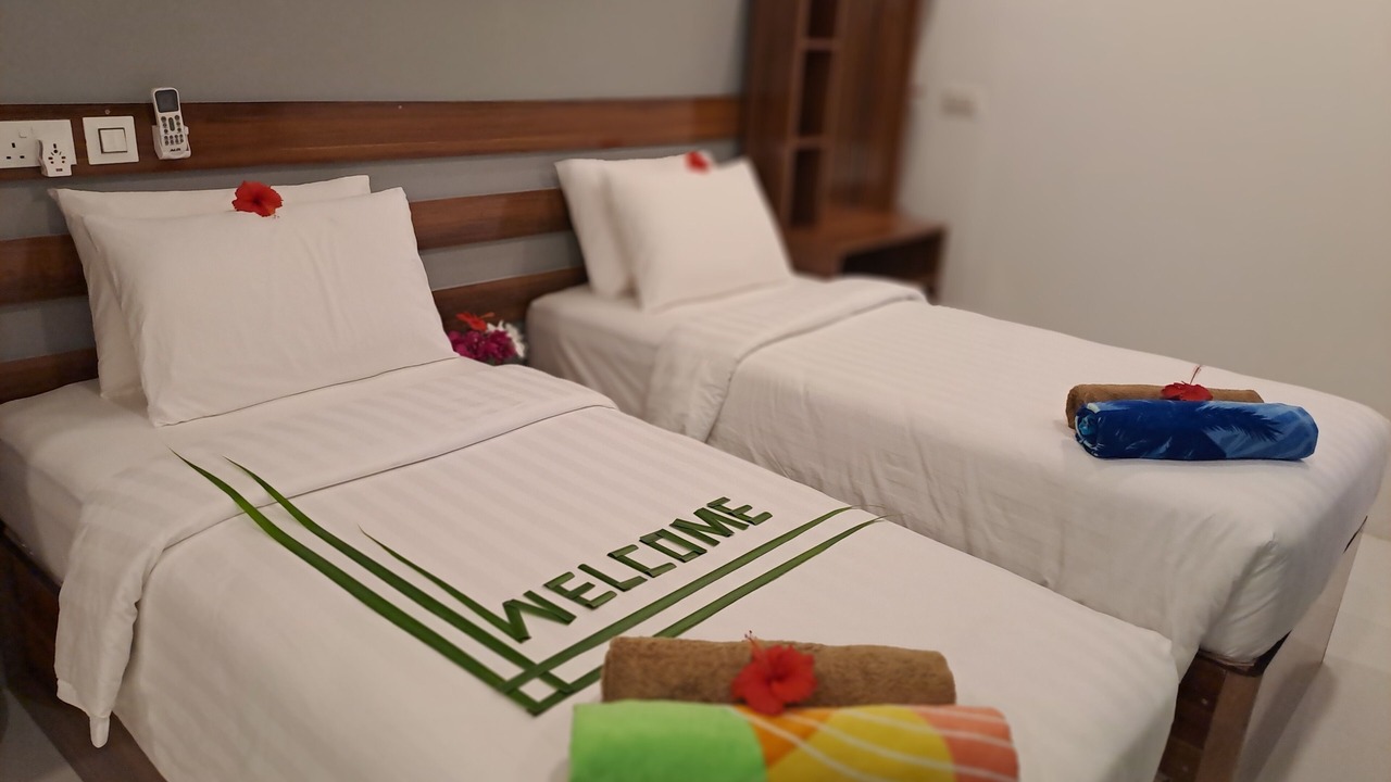 Photo of Bedroom in Omadhoo