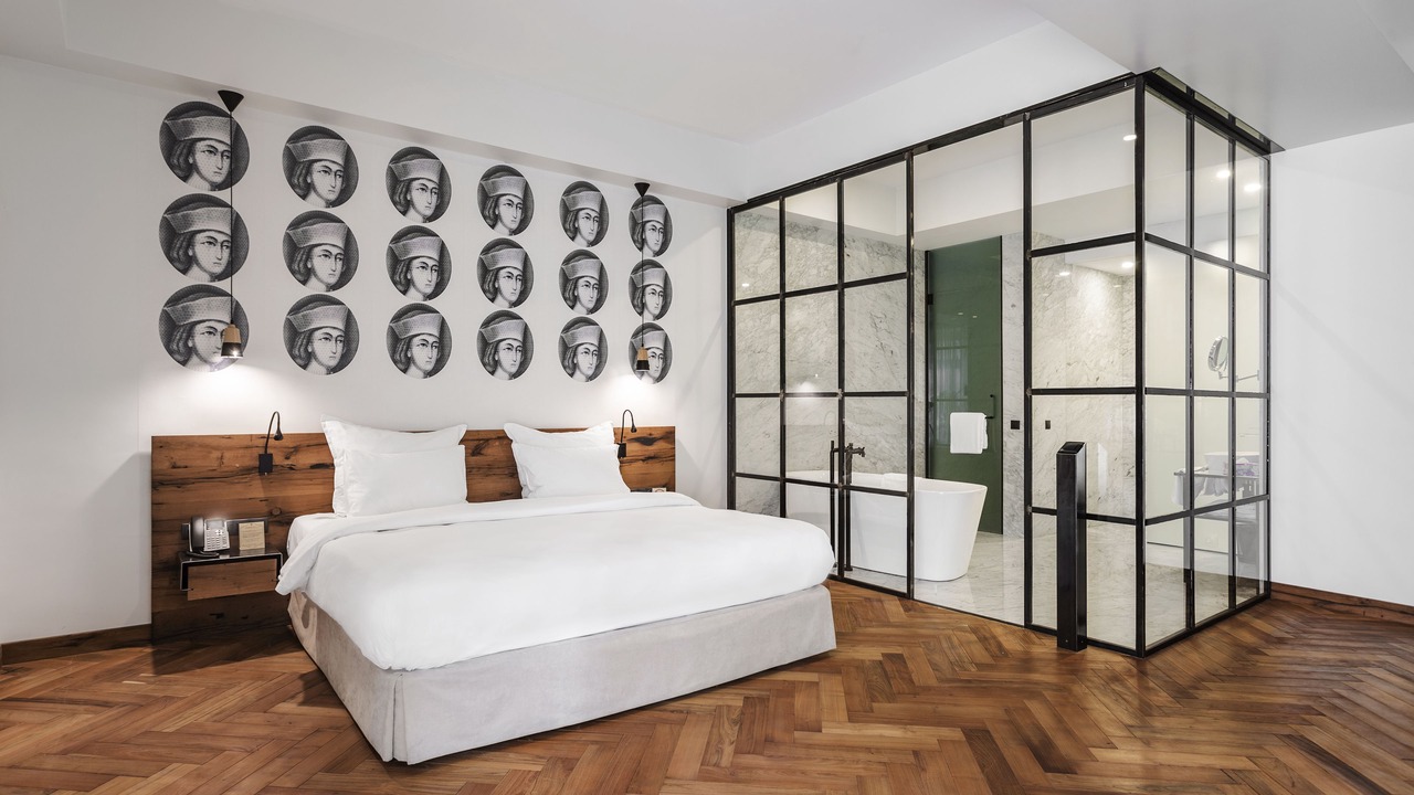 Photo of Bedroom in mtatsminda