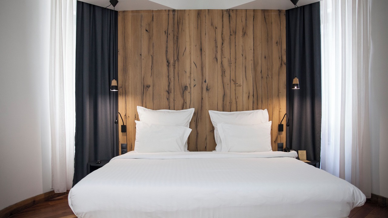 Photo of Bedroom in mtatsminda