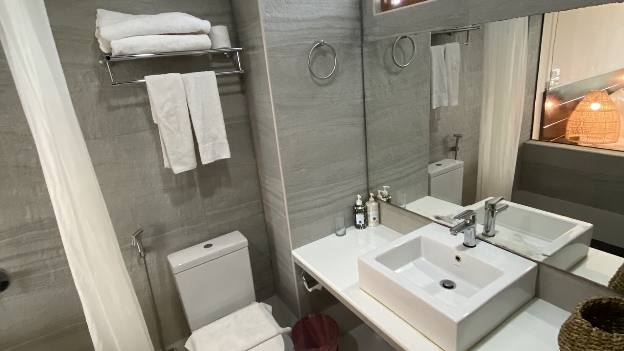 Photo of Bathroom in Thulusdhoo Island