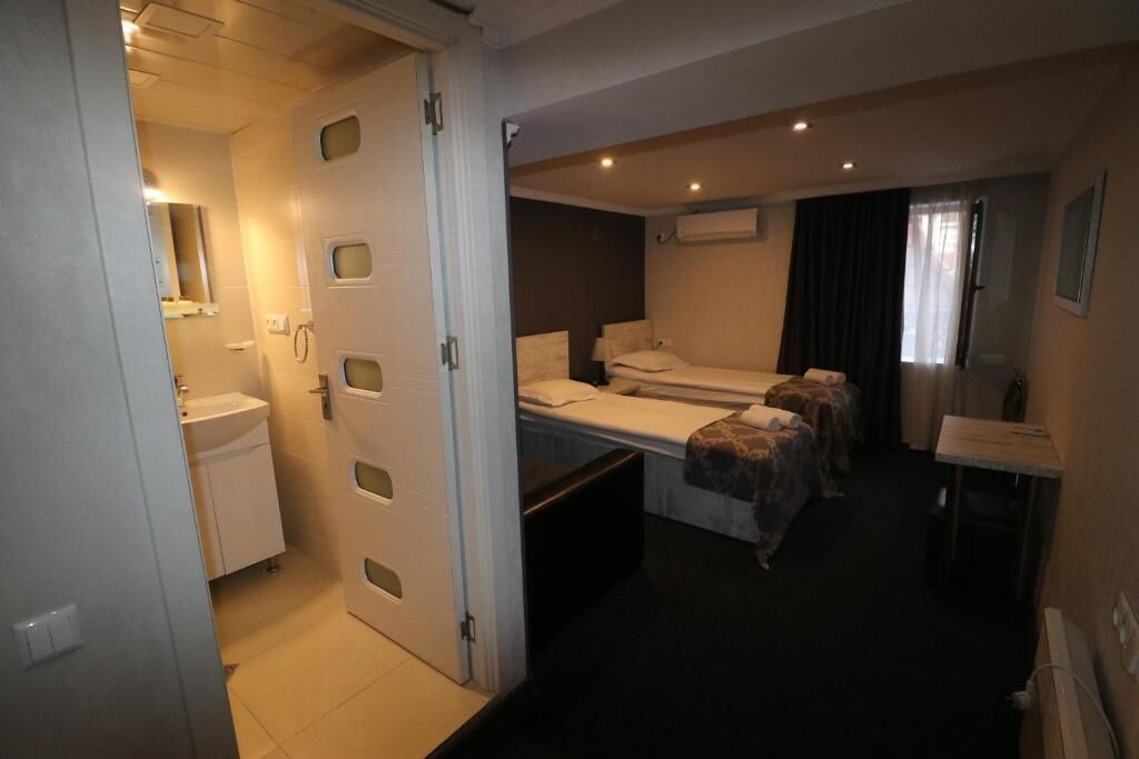 Photo of Bedroom in mtatsminda