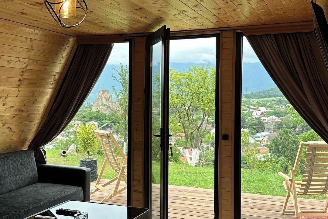 Photo of Livingroom in Tsromi