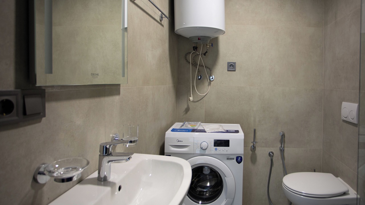 Photo of Bathroom in New Boulevard