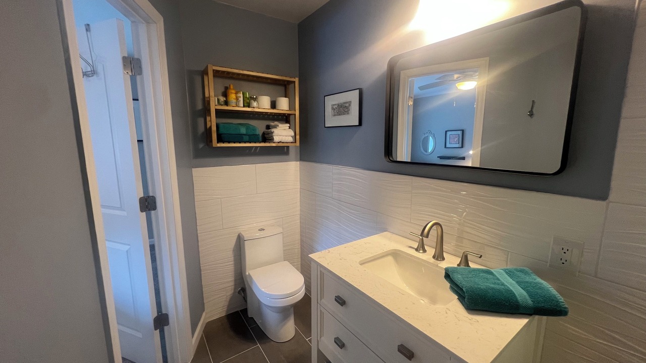 Photo of Bathroom in Chic's Beach