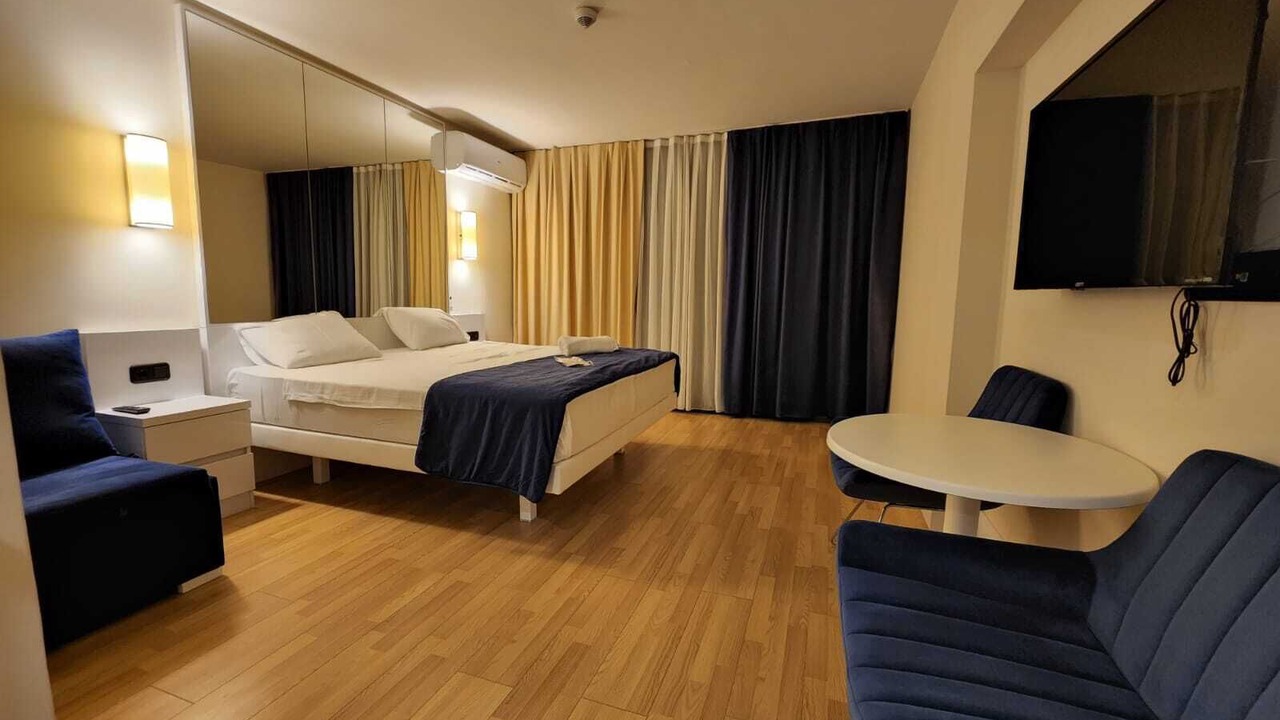 Photo of Bedroom in New Boulevard