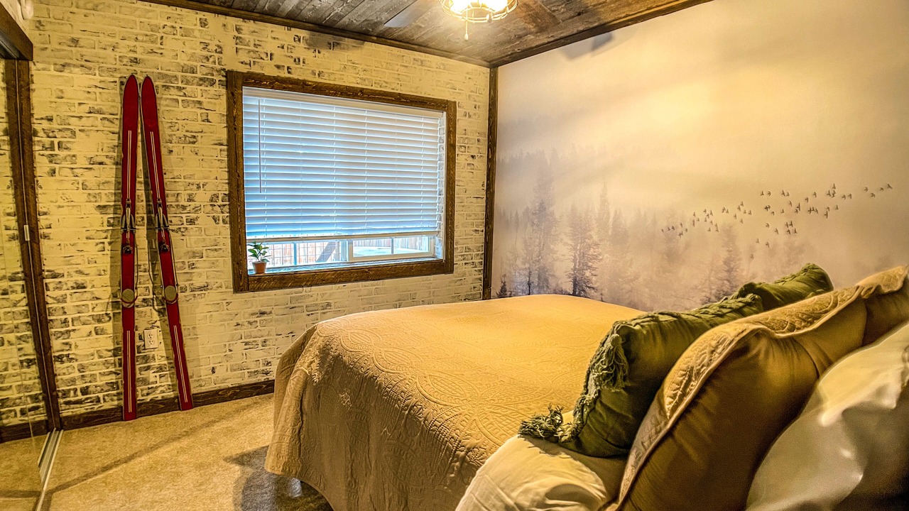 Photo of Bedroom in North Upper Truckee