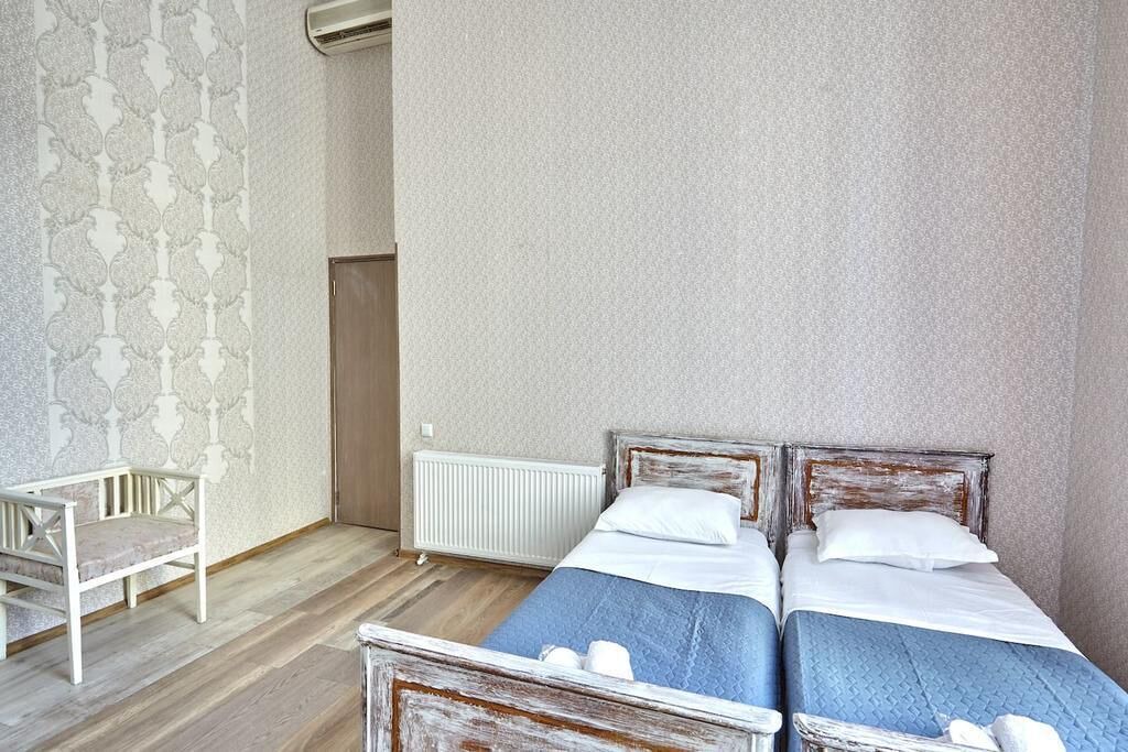 Photo of Bedroom in mtatsminda