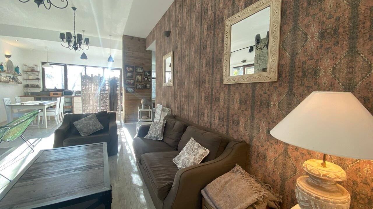 Photo of Livingroom in Kʼvemo Nichʼbisi