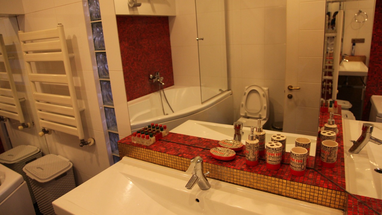 Photo of Bathroom in Vera