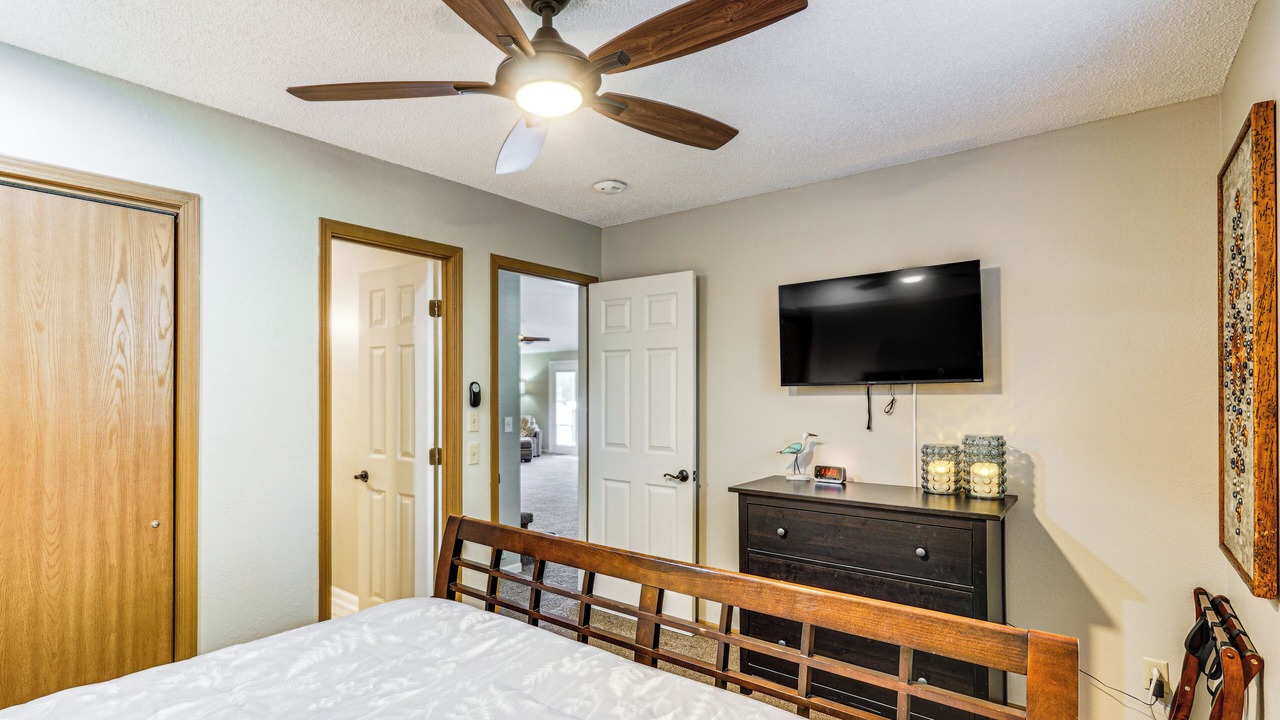 Photo of Bedroom in Gravois Mills