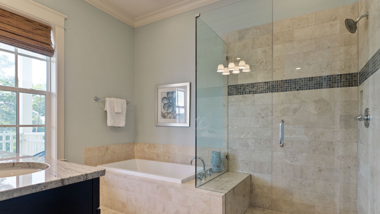 Photo of Bathroom in Lakeside at Blue Mountain Beach
