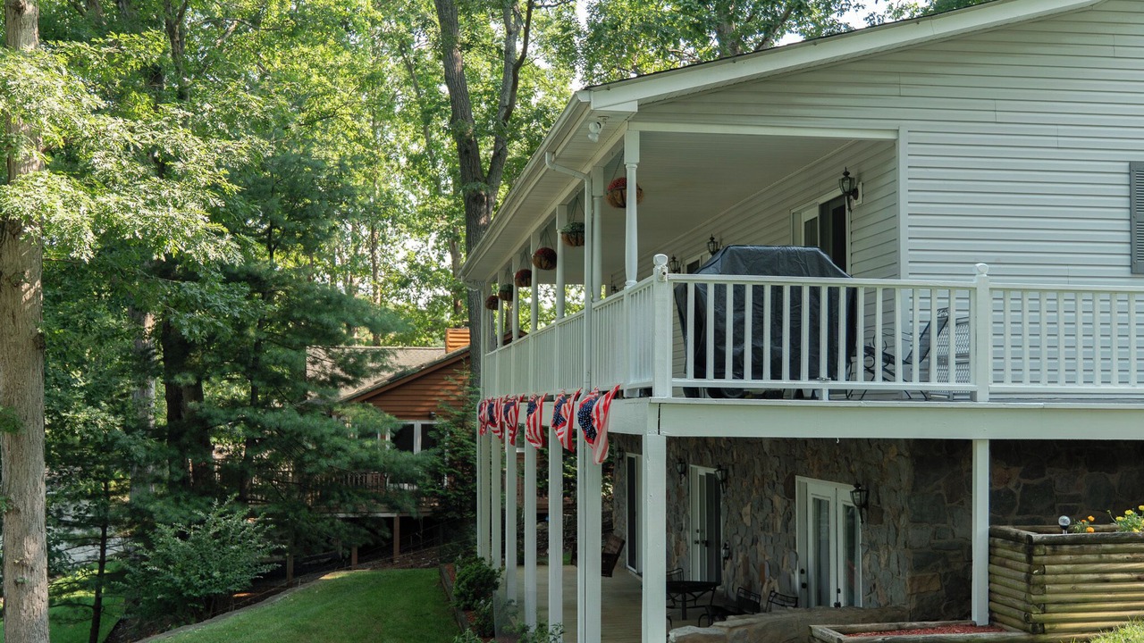 Photo of Outdoor in Moneta