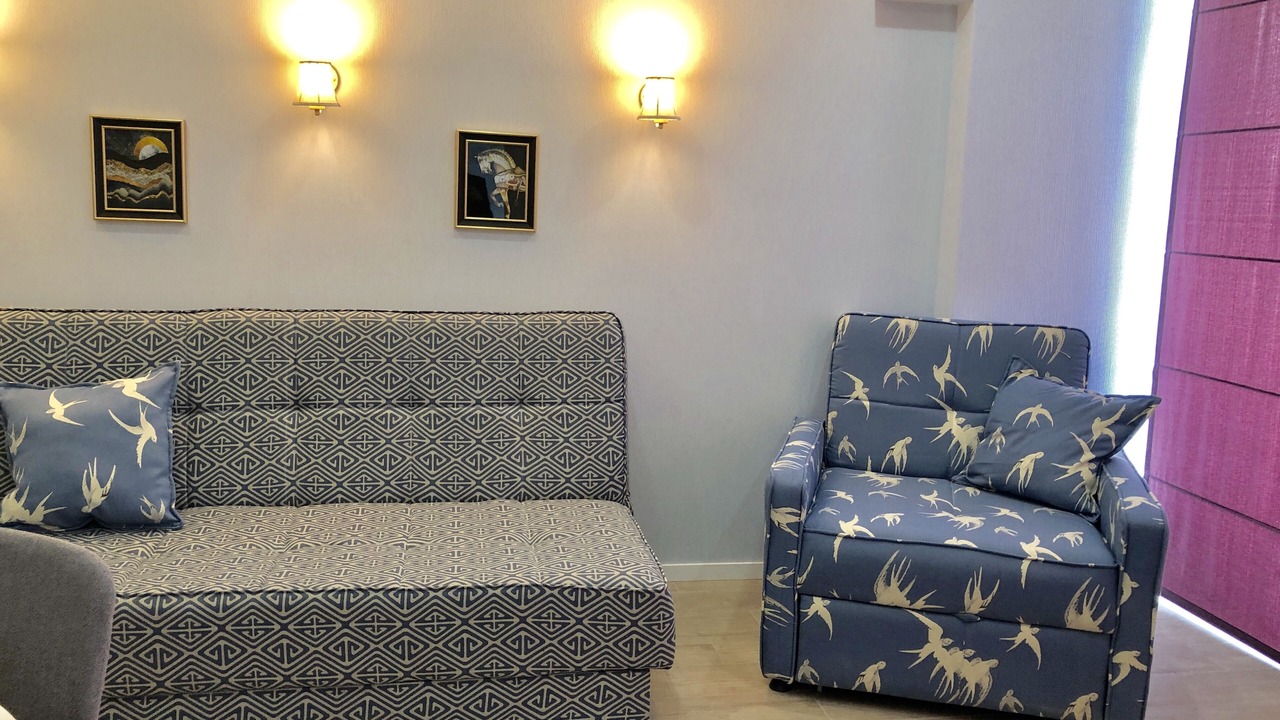 Photo of Livingroom in New Boulevard