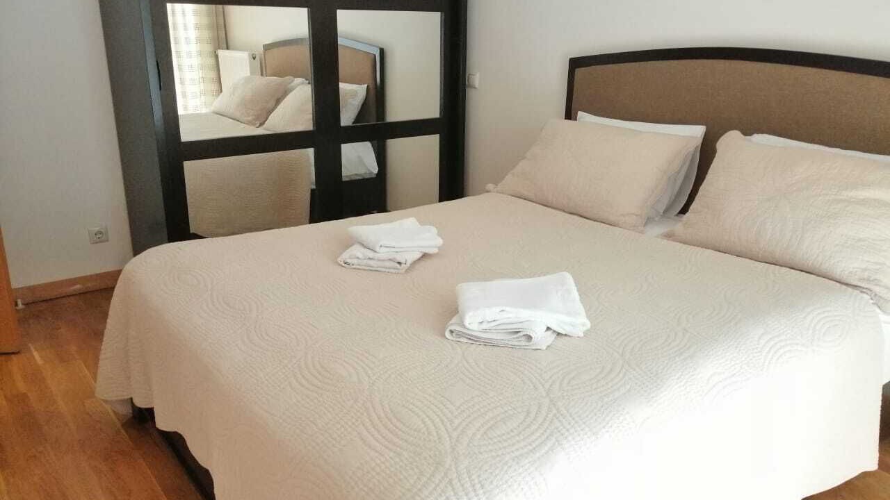 Photo of Bedroom in mtatsminda