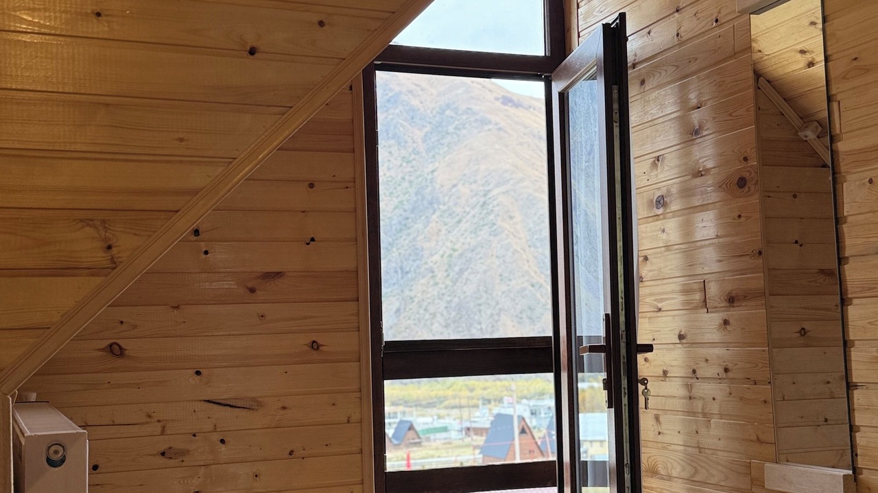 Photo of Bedroom in Stepantsminda