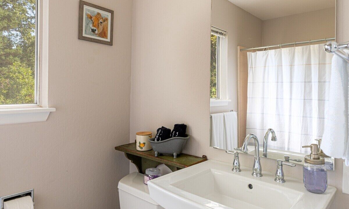 Photo of Bathroom in Ballard