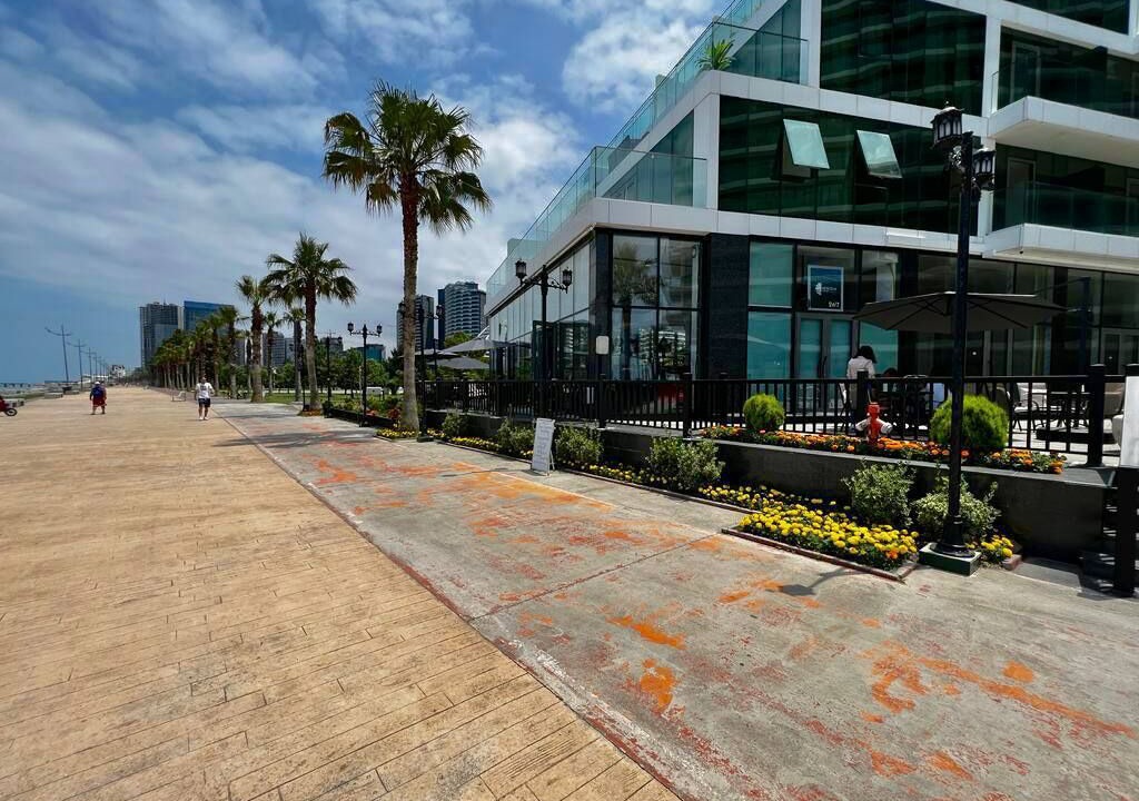 Photo of Outdoor in New Boulevard