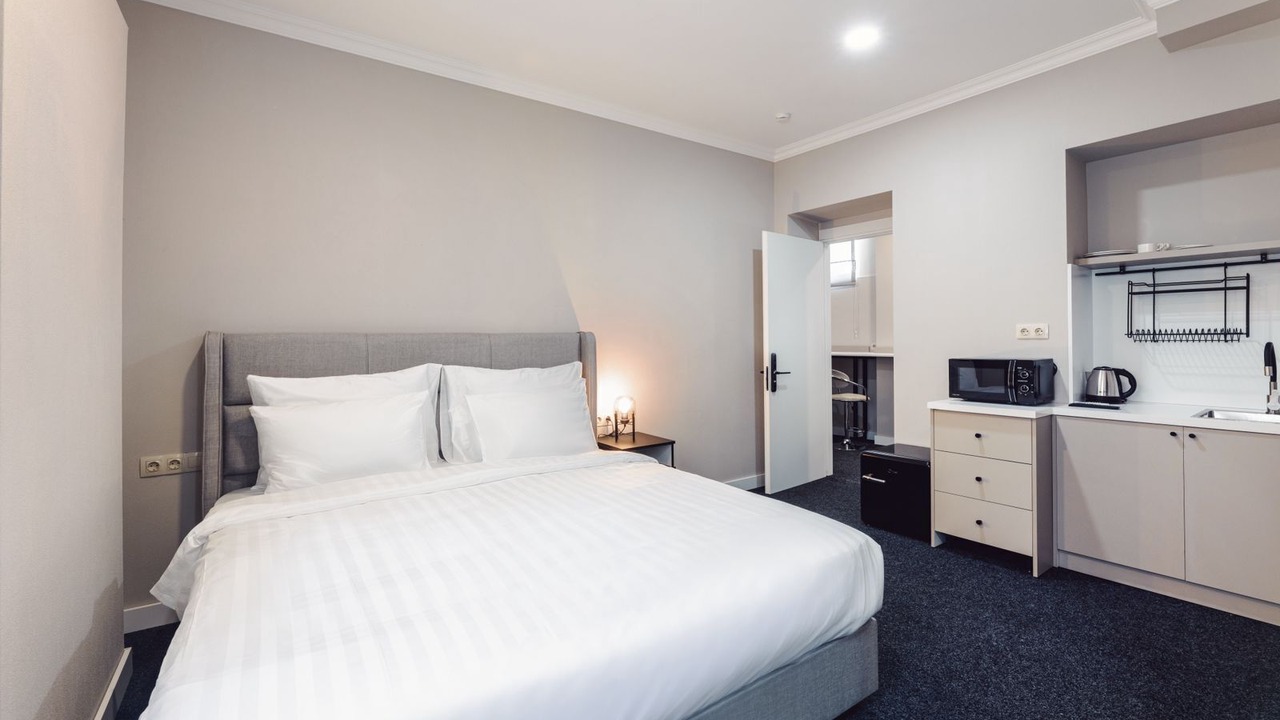 Photo of Bedroom in mtatsminda