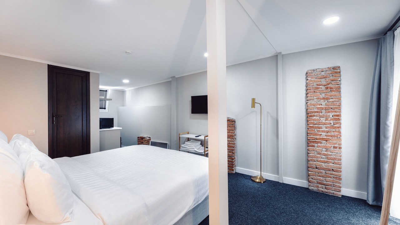 Photo of Bedroom in mtatsminda
