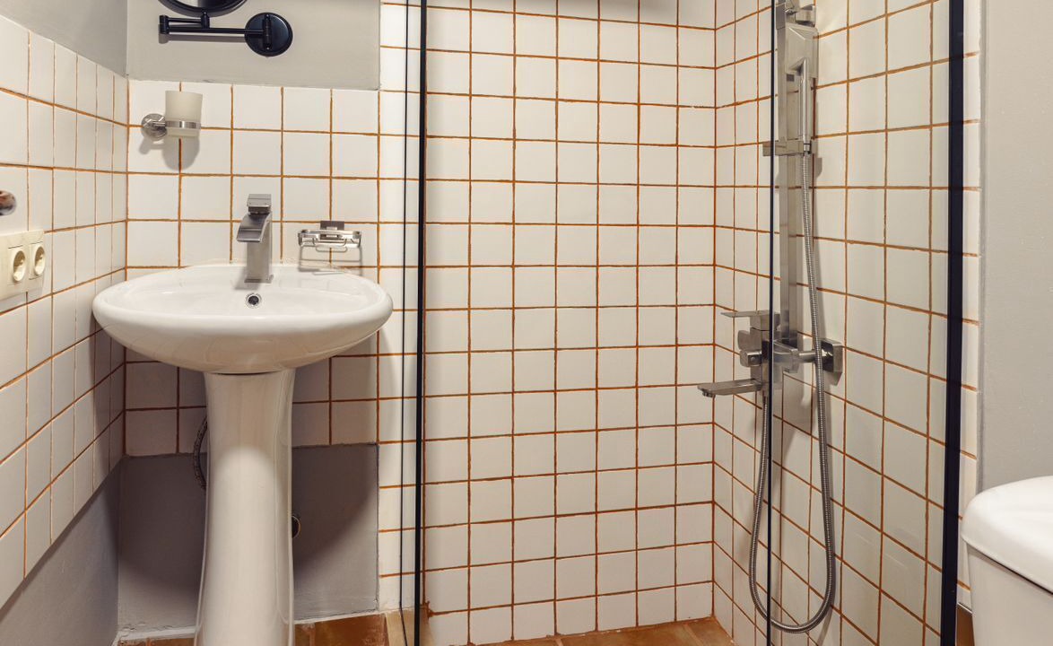 Photo of Bathroom in mtatsminda