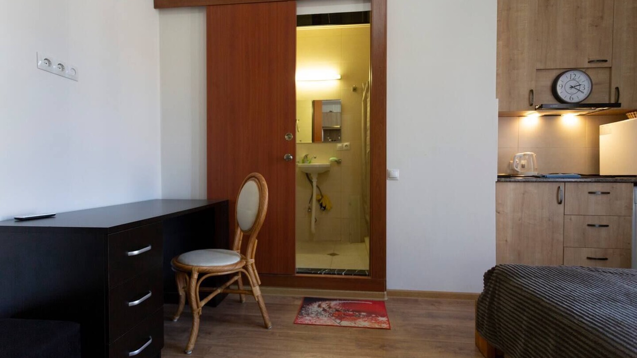 Photo of Bedroom in mtatsminda