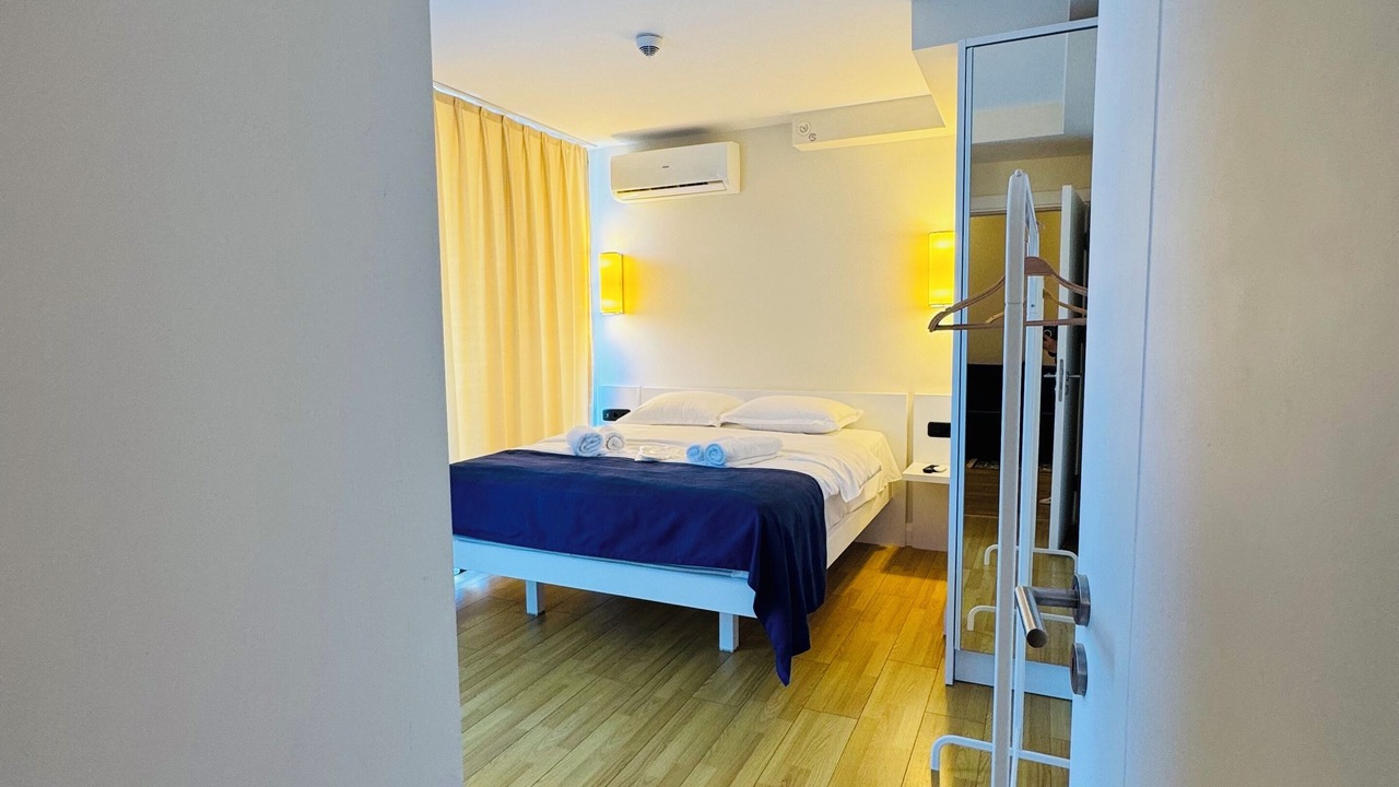 Photo of Bedroom in New Boulevard