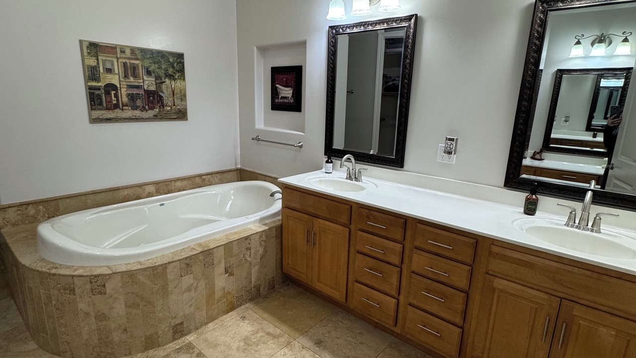 Photo of Bathroom in Arizona City