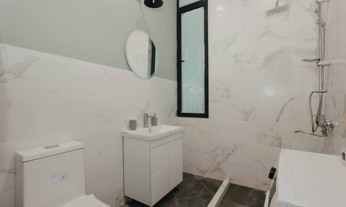 Photo of Bathroom in Avlabari